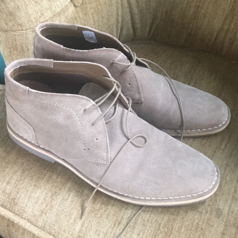 Steve Madden Suede Shoes